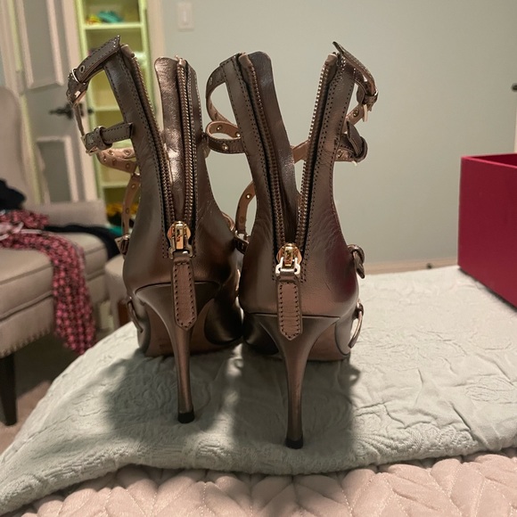 NIB Valentino Heels - Picture 9 of 12
